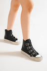 Black / 6